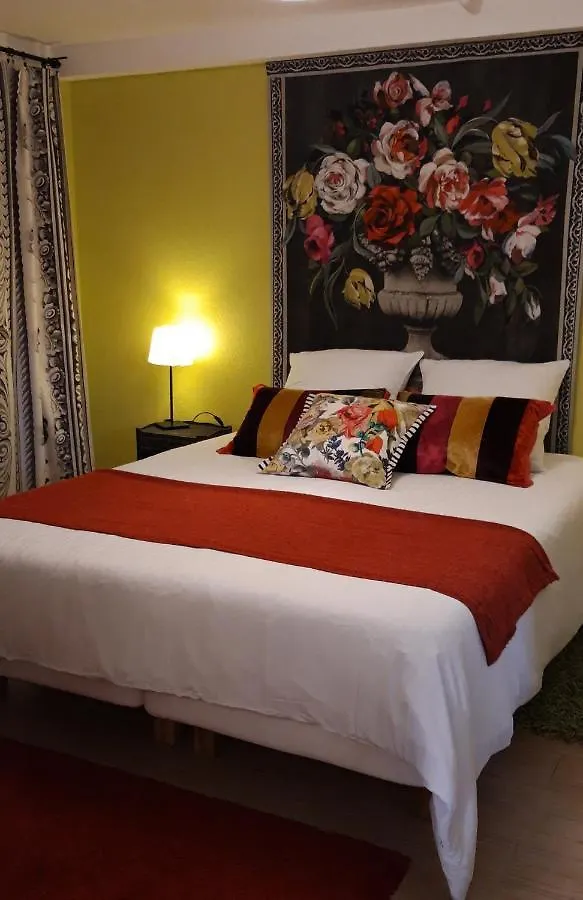 Hotel La Grenotte Au Castellet Le Castellet  Francia
